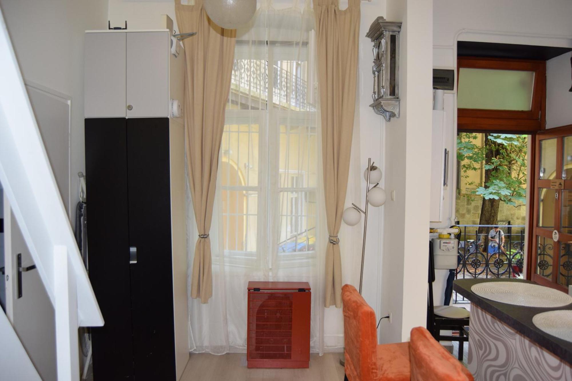 Castlehill Apartman The Perfect Blend Of Urban Living And Sightseeing Convenience Budapest Bagian luar foto